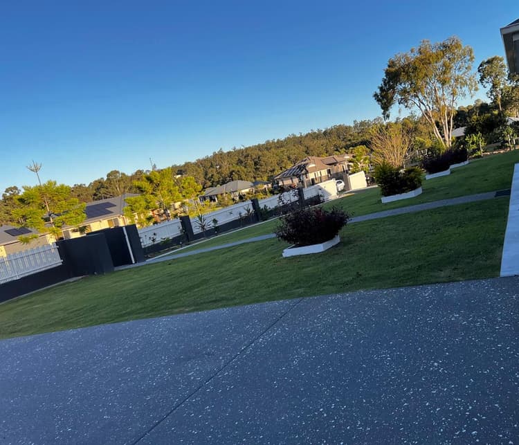 Image of mowed lawn and house